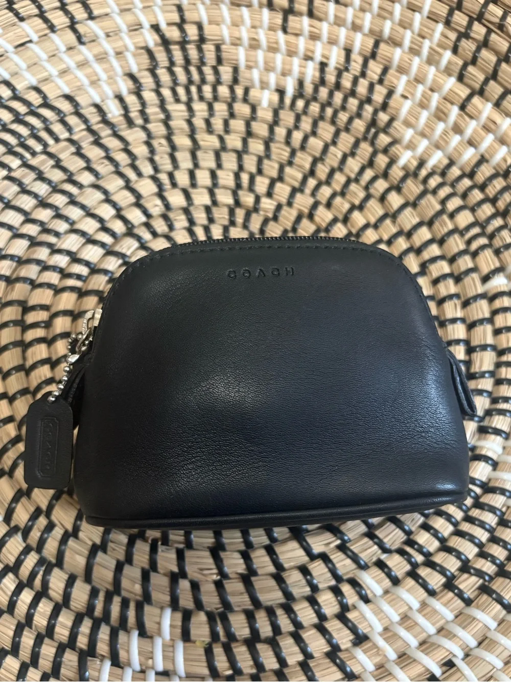 Vintage RARE Coach Leather Half-Moon Dome Zip Cosmetic Case with Coin Pouch